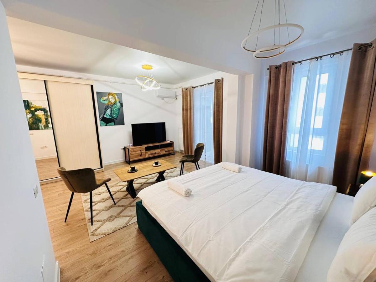 Happy Studio By Rh Living Букурещ Екстериор снимка