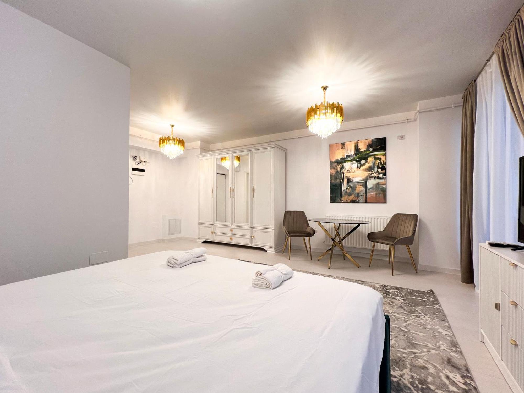 Happy Studio By Rh Living Букурещ Екстериор снимка